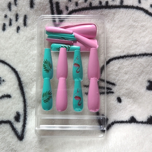 Flamingo 🦩 Summer Press On nails - Picture 1 of 1